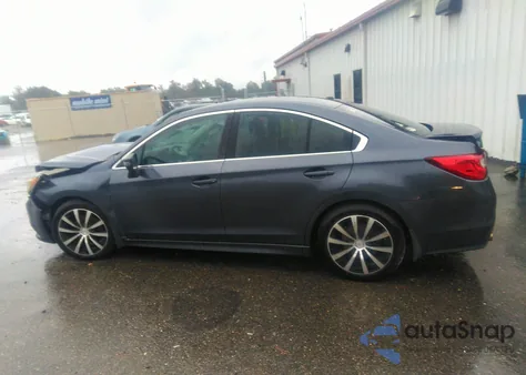 2015 Subaru Legacy 3.6R Limited z USA, uszkodzony, nr VIN 4S3BNEJ66F3008105